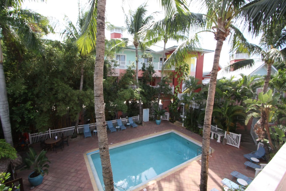 Fort Myers/ The Lighthouse Resort Inn & Suites 4