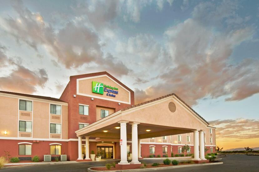 Willcox / Holiday Inn Express and Suites 3